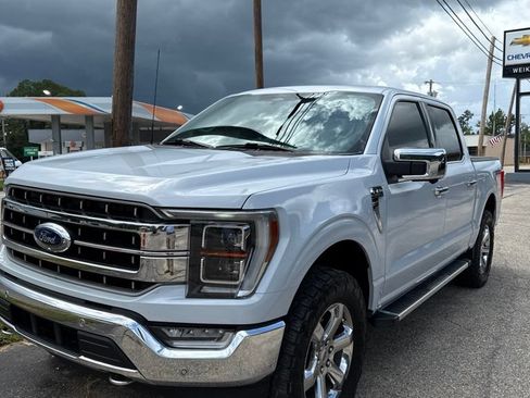 Used 2022 Ford F150 Lariat w/ Equipment Group 502A High AWD/4WD image 4