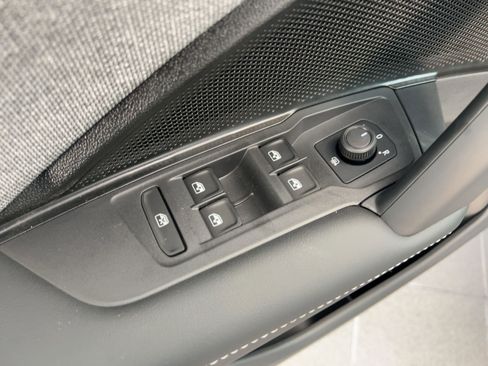 New 2026 Volkswagen Tiguan S image 13