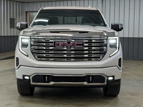 Used 2023 GMC Sierra 1500 Denali w/ Denali Reserve Package image 3