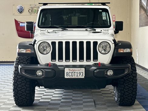Used 2018 Jeep Wrangler Unlimited Rubicon AWD/4WD image 9