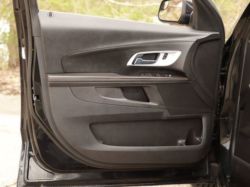 Used 2014 Chevrolet Equinox LT w/ Driver Convenience Package image 22