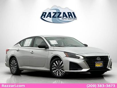 Used 2024 Nissan Altima 2.5 SV