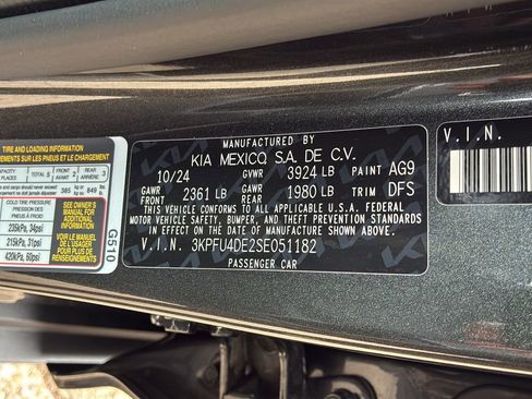 Used 2025 Kia K4 EX FWD image 36