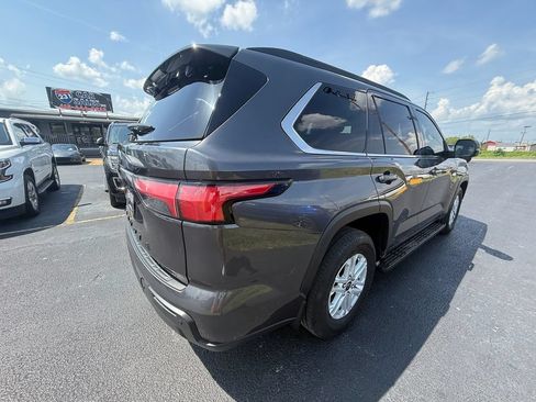 Used 2023 Toyota Sequoia SR5 w/ SR5 Premium Package AWD/4WD image 3