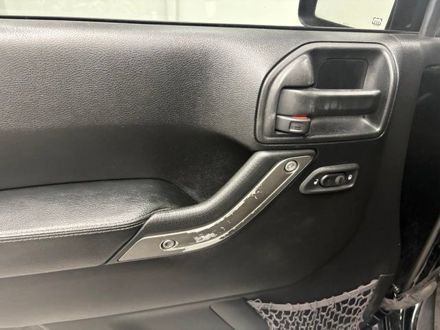 Used 2016 Jeep Wrangler Unlimited Sport AWD/4WD image 14