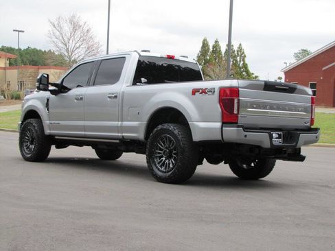 Used 2022 Ford F250 Platinum w/ FX4 Off-Road Package image 7