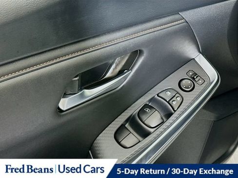 Used 2023 Nissan Sentra SR w/ Midnight Edition Package FWD image 35