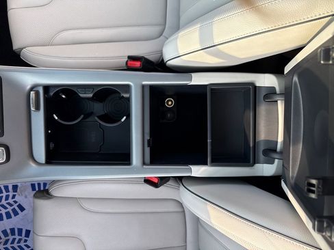 Used 2024 Hyundai Palisade Limited image 26