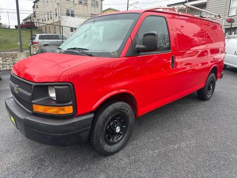 Used 2015 Chevrolet Express 2500 RWD image 40