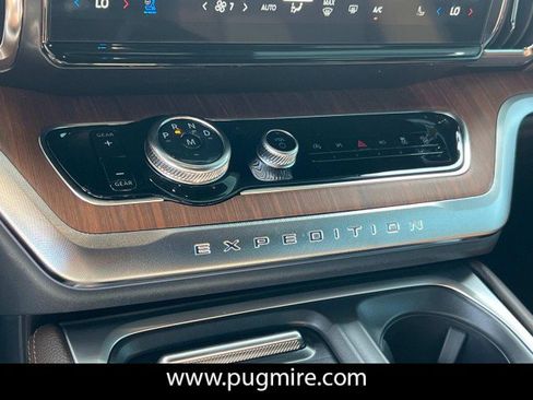 New 2025 Ford Expedition Max King Ranch image 29