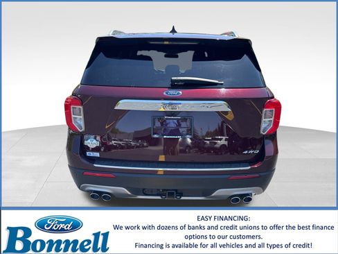 Used 2022 Ford Explorer King Ranch w/ Premium Technology Package image 4