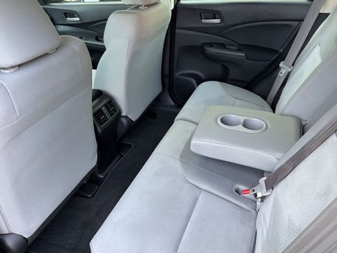Used 2015 Honda CR-V LX image 4