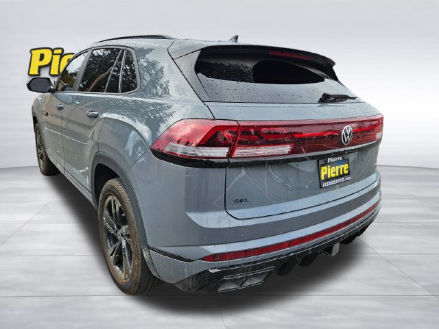 Used 2025 Volkswagen Atlas Cross Sport SEL R-Line AWD/4WD image 4
