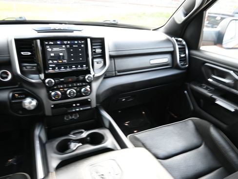 Used 2024 RAM 1500 Laramie image 19