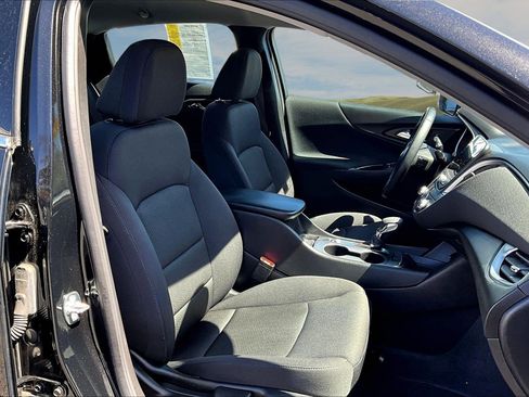 Used 2024 Chevrolet Malibu RS image 20