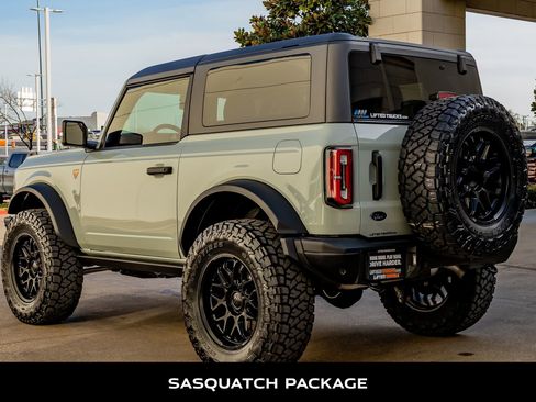 Used 2024 Ford Bronco Badlands image 7