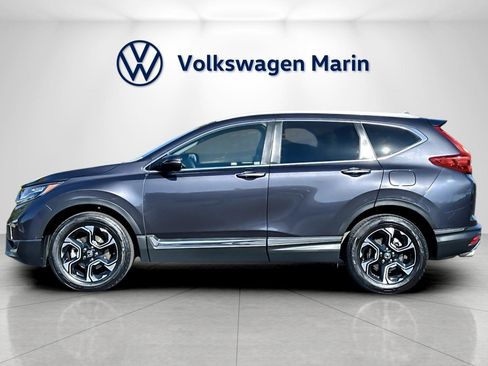 Used 2018 Honda CR-V Touring image 2
