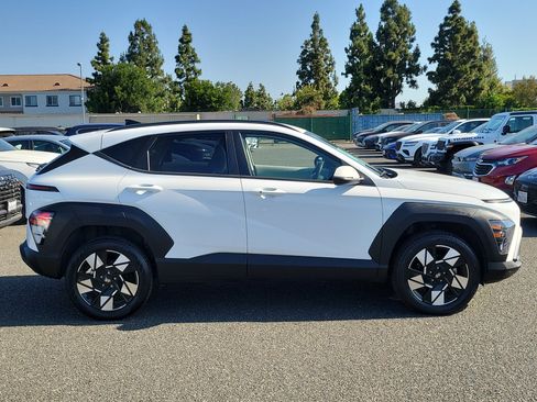 Certified 2024 Hyundai Kona SEL AWD/4WD image 5