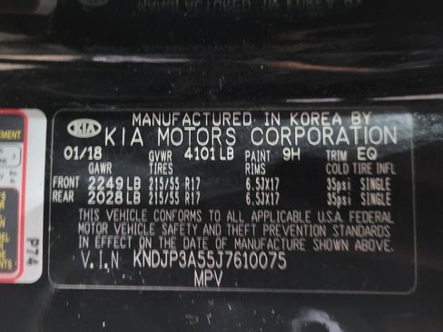 Used 2018 Kia Soul + FWD image 33