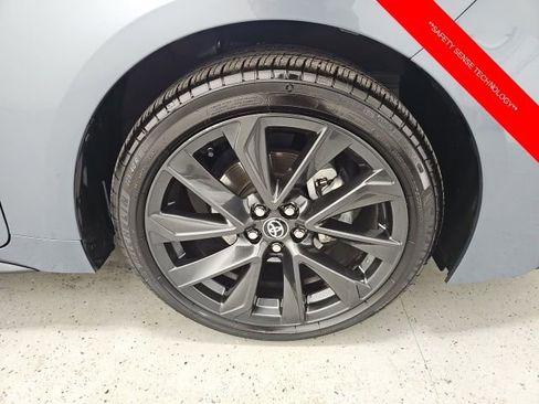 Certified 2024 Toyota Corolla SE w/ SE Premium Package image 9