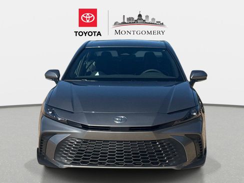 New 2026 Toyota Camry SE FWD image 8