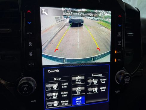 Used 2021 RAM 1500 Limited w/ Night Edition RWD image 10