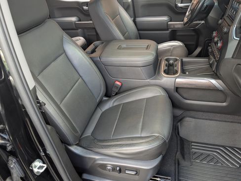 Used 2020 Chevrolet Silverado 1500 LTZ w/ LTZ Premium Package image 21