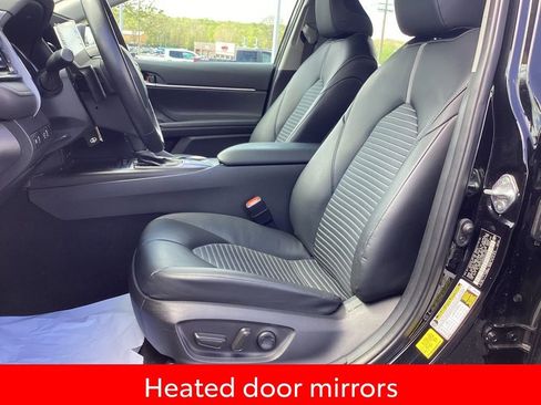 Used 2024 Toyota Camry SE FWD image 13