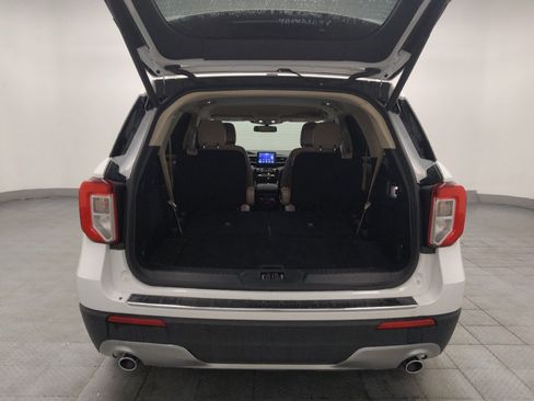 Used 2022 Ford Explorer Limited w/ Equipment Group 301A RWD image 29