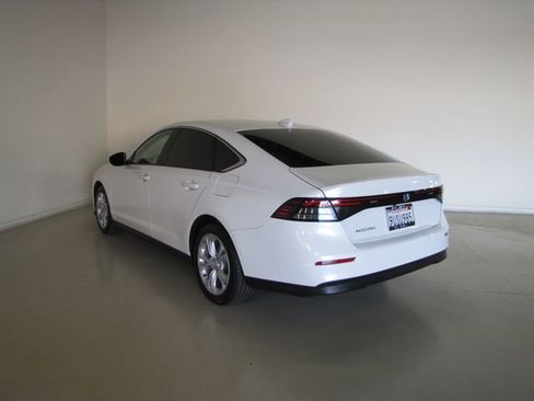 Certified 2025 Honda Accord LX image 21