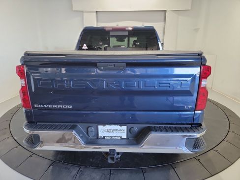 Used 2021 Chevrolet Silverado 1500 LT w/ Convenience Package II AWD/4WD image 8