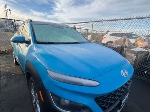 Used 2022 Hyundai Kona SEL image 3