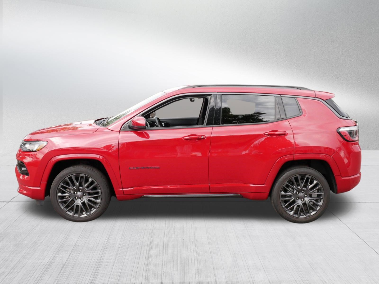 Certified 2022 Jeep Compass Limited AWD/4WD image 4