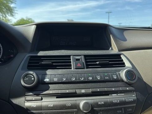 Used 2010 Honda Accord LX image 10