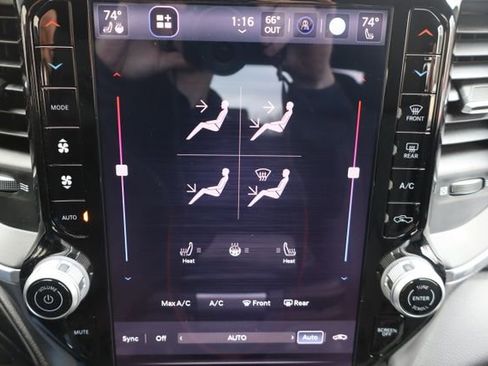 Used 2025 RAM 3500 Big Horn image 8