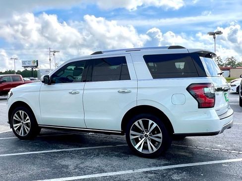 Used 2021 Ford Expedition Limited image 8