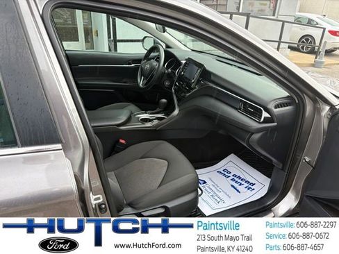Used 2022 Toyota Camry LE FWD image 14