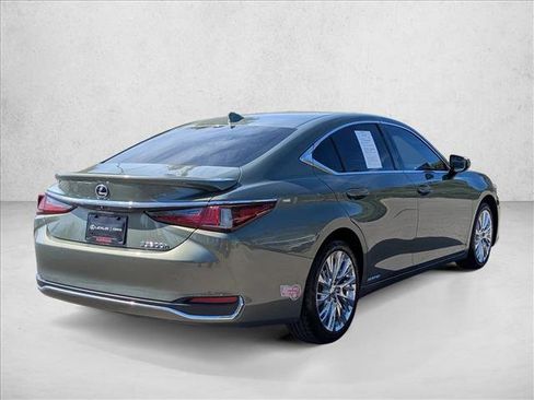 Used 2020 Lexus ES 300h w/ Premium Package image 5