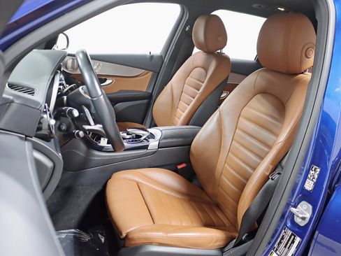 Used 2018 Mercedes-Benz GLC 43 AMG 4MATIC w/ Multimedia Package image 33