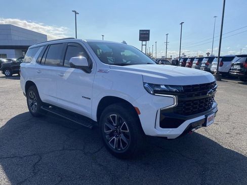 Used 2024 Chevrolet Tahoe Z71 w/ Luxury Package image 7