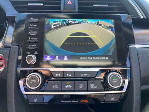 Used 2020 Honda Civic Touring image 27