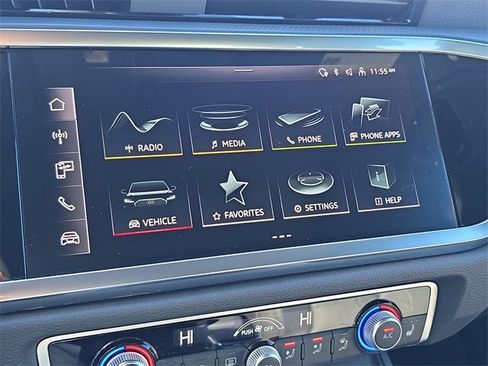 Used 2025 Audi Q3 2.0T Premium Plus w/ Premium Plus Package image 24