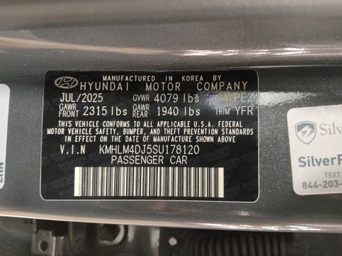 Used 2025 Hyundai Elantra Hybrid FWD image 33