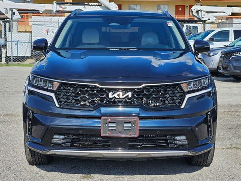 Used 2023 Kia Sorento EX w/ Panoramic Sunroof Package AWD/4WD image 10