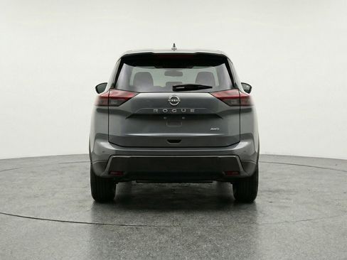 Used 2025 Nissan Rogue SV AWD/4WD image 6