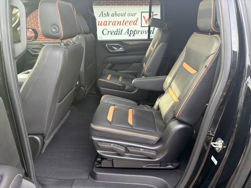 Used 2023 GMC Yukon XL AT4 w/ Technology Package AWD/4WD image 26