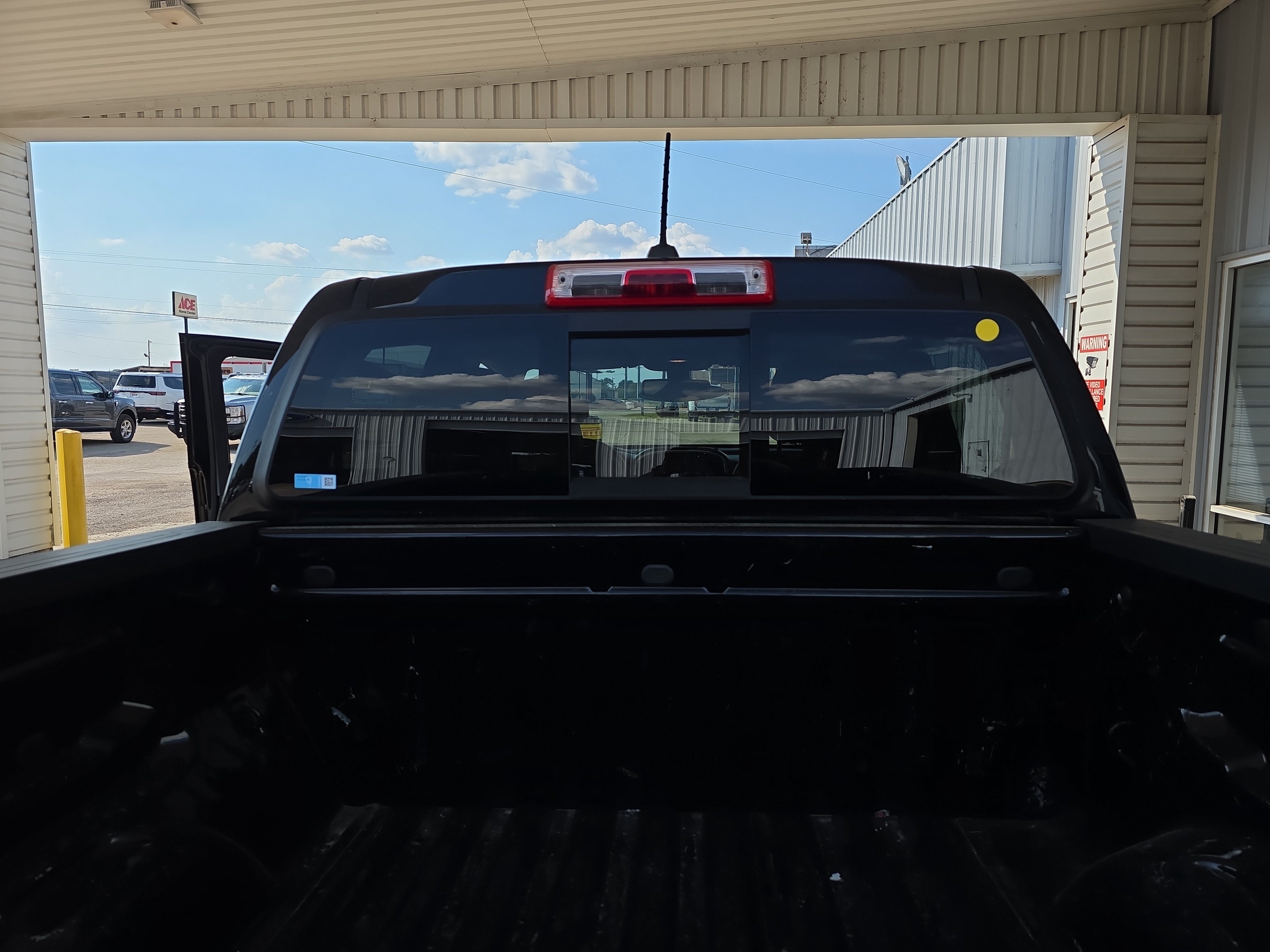 Used 2022 GMC Canyon Elevation w/ Elevation Premium Package RWD image 28