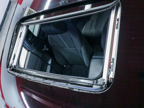 Used 2024 Honda Accord Sport image 14