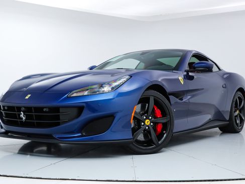 Certified 2019 Ferrari Portofino image 16