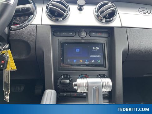 Used 2009 Ford Mustang GT image 23